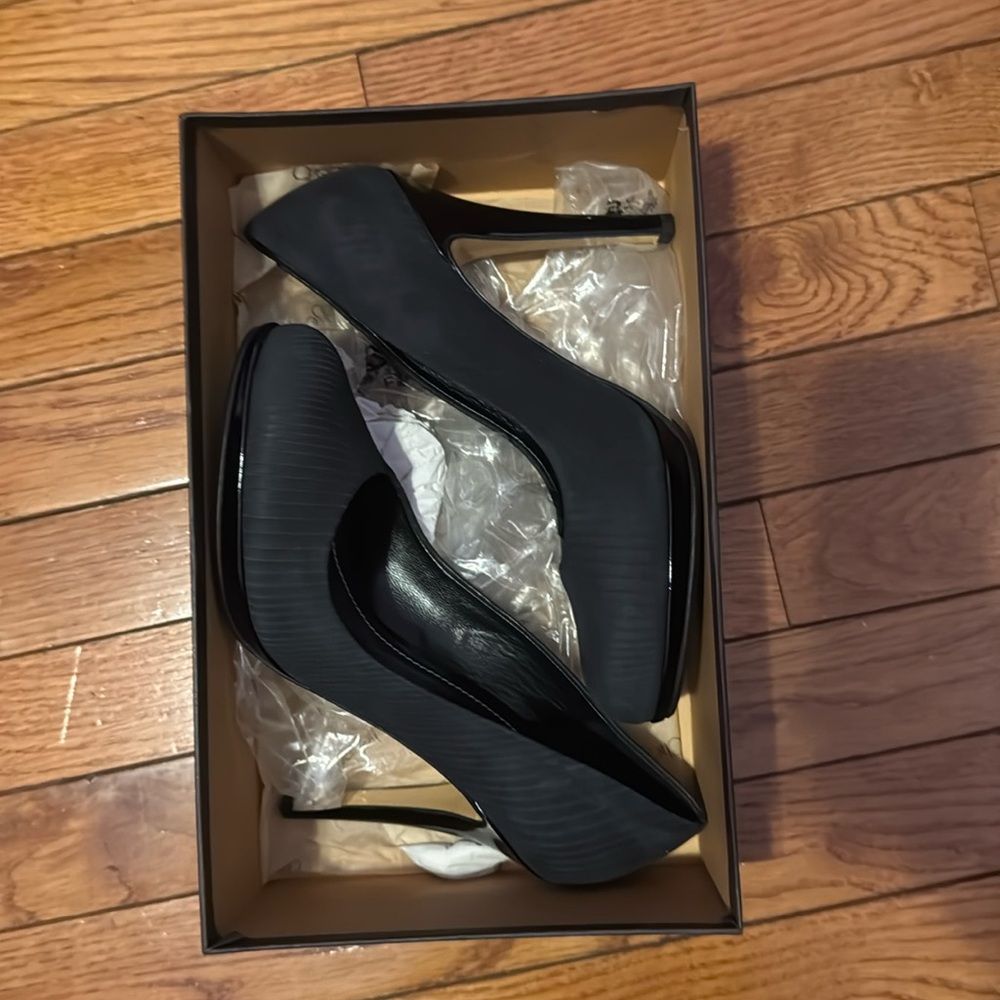 Chelsea Paris heels 
Size 38 1/2